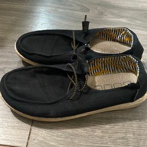 Hey dudes womens size 7